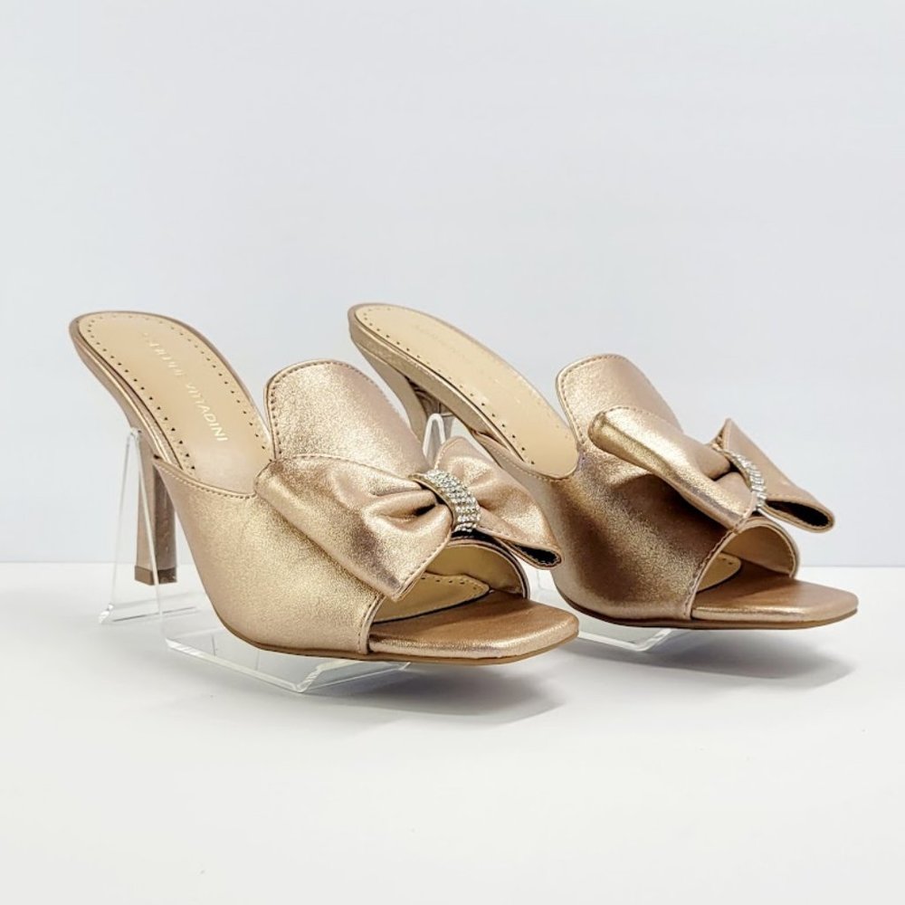 NWT- ADRIENNE VITTADINI gladys mule sandal Sz 8.5